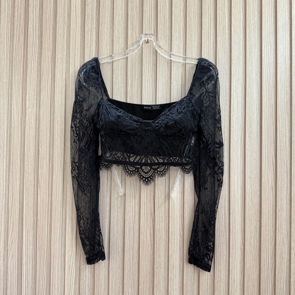 SHEIN Black Lace Long Sleeve Crop Top